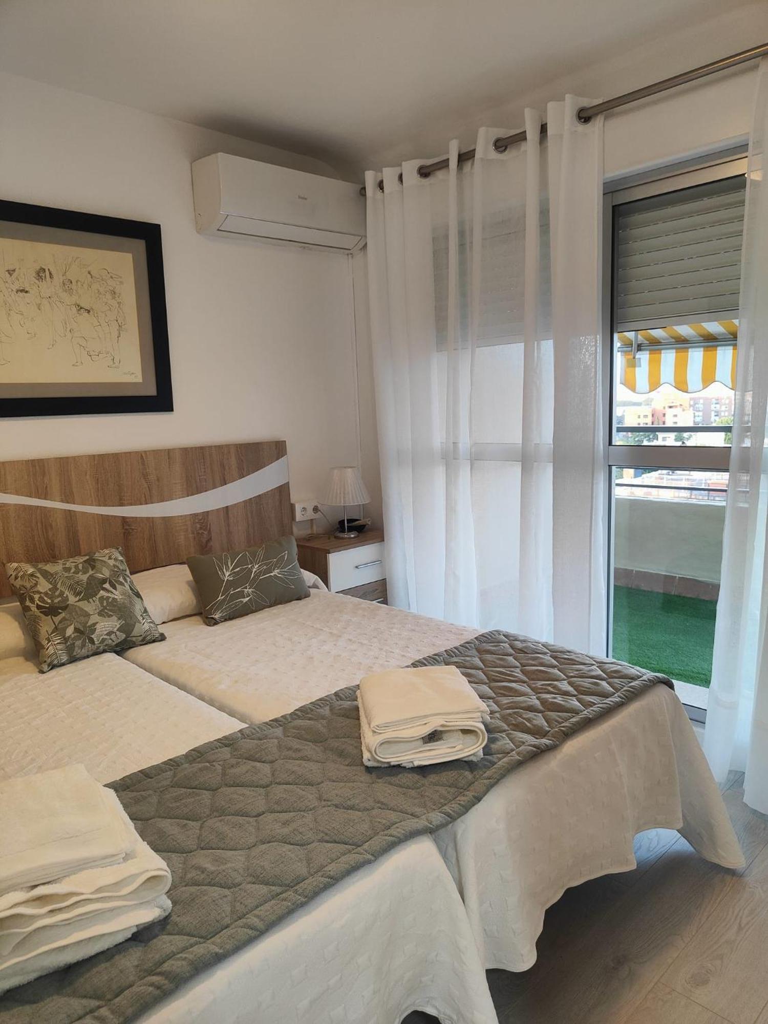 Agradable Duplex Terraza Virgen Del Rocio Apartment Seville Exterior photo
